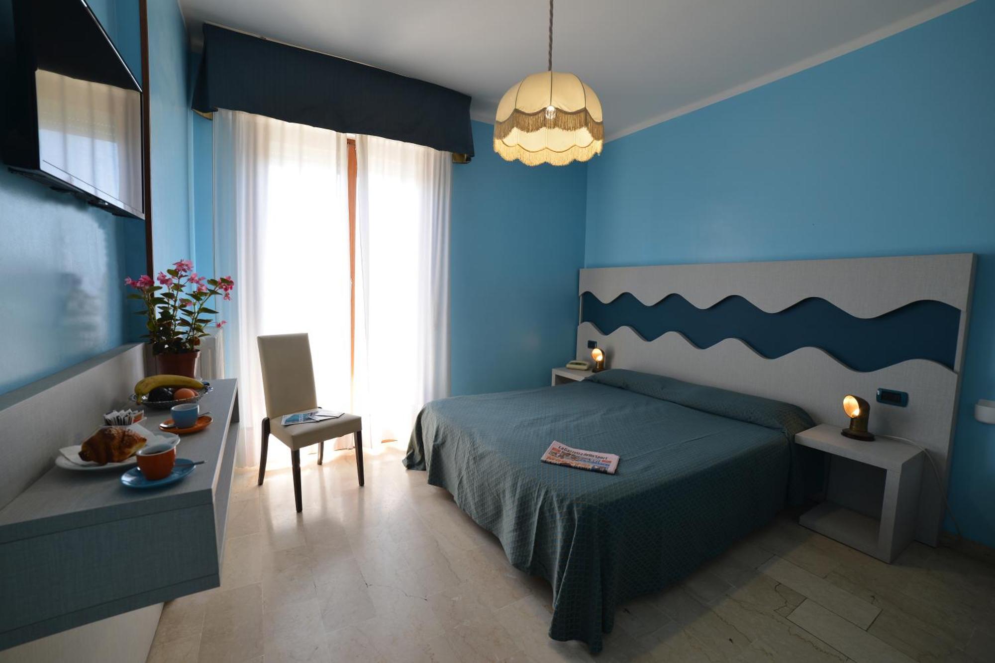 Hotel Rosalia บอร์ดิเกรา ภายนอก รูปภาพ