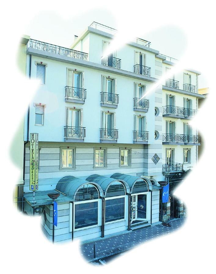 Hotel Rosalia บอร์ดิเกรา ภายนอก รูปภาพ